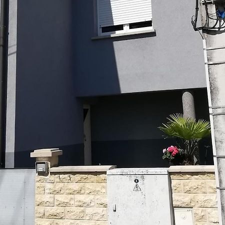 Appartement Agreable 阿格诺 外观 照片